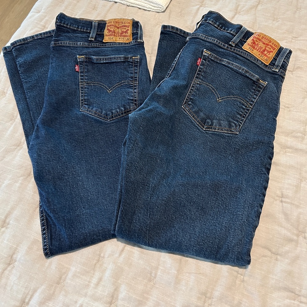 2 Pairs Levi's Men's Dark Blue Straight Jeans. 38X32 in Great Condition!